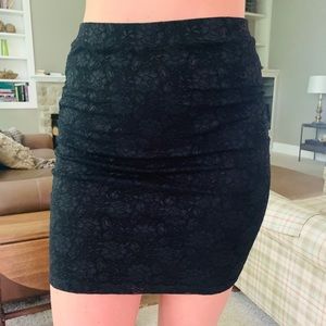 Mini pencil skirt